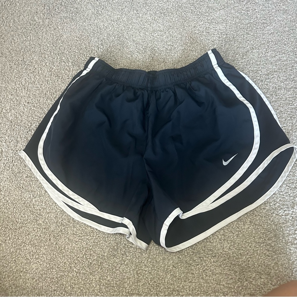 Nike Women's Dri-FIT Tempo Mid-Rise Brief-Lined Running Shorts